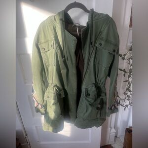 Free people green hooded jacket. Size Small, great condition.